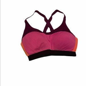 Victoria Secret  Sports Bra Size 32 DD